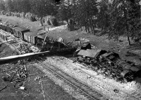 Железная дорога (поезда, паровозы, локомотивы, вагоны) - Немецкий поезд, взорванный партизанской группой «Освободитель»