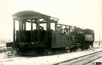 Железная дорога (поезда, паровозы, локомотивы, вагоны) - Струг-снегоочиститель с паровозом серии 9П на путях Челябинского металлургического завода