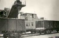 Железная дорога (поезда, паровозы, локомотивы, вагоны) - Погрузка соли добытой в озере Баскунчак