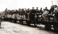 Железная дорога (поезда, паровозы, локомотивы, вагоны) - Поезд с беженцами - этническими греками и православными христианами