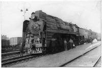 Железная дорога (поезда, паровозы, локомотивы, вагоны) - Паровоз П36-0230 с поездом