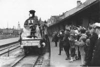 Железная дорога (поезда, паровозы, локомотивы, вагоны) - Встреча челюскинцев на Белорусском вокзале