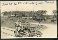 Железная дорога (поезда, паровозы, локомотивы, вагоны) - Немецкие офицеры на мотодрезине близ Ични