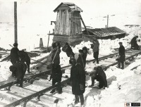 Железная дорога (поезда, паровозы, локомотивы, вагоны) - Укладка пути на руднике Магнитогорского металлургического комбината