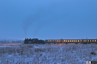 Железная дорога (поезда, паровозы, локомотивы, вагоны) - Паровоз Эу683-32 с пассажирскими вагонами близ ст.Елизаветино,Ленинградская область
