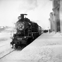 Железная дорога (поезда, паровозы, локомотивы, вагоны) - Паровоз Су251-50 с поездом на ст.Выборг