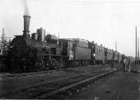 Железная дорога (поезда, паровозы, локомотивы, вагоны) - Паровоз Ов.3953 с поездом