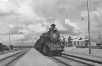Железная дорога (поезда, паровозы, локомотивы, вагоны) - Паровоз серии Су с первым пассажирским поездом на ст.Поросозеро