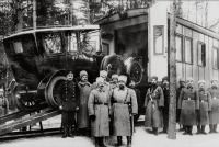 Железная дорога (поезда, паровозы, локомотивы, вагоны) - Автомобиль в личном поезде императора Николая II