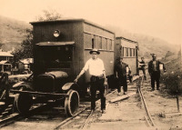Железная дорога (поезда, паровозы, локомотивы, вагоны) - Рельсовый автобус на базе Форд Модель Т с прицепом