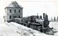 Железная дорога (поезда, паровозы, локомотивы, вагоны) - Перевозка здания суда по железной дороге