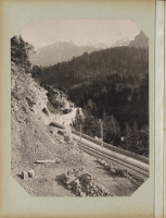 Железная дорога (поезда, паровозы, локомотивы, вагоны) - Вид на Энгенльбергскую железную дорогу с горы Титлис