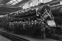 Железная дорога (поезда, паровозы, локомотивы, вагоны) - Последний паровоз построенный на локомотивном заводе в Дерби