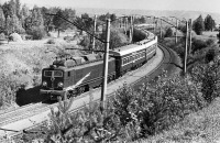 Железная дорога (поезда, паровозы, локомотивы, вагоны) - Электровоз Ф-16 с пассажирским поездом на Транссибе