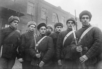 Войны (боевые действия) - Бойцы рабочего батальона Москвы.