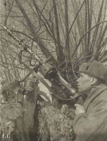Войны (боевые действия) - Красноармеец с трофейным немецким пулеметом MG-34
