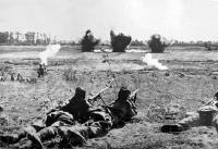 Войны (боевые действия) - Советские солдаты перед атакой под Сталинградом.
