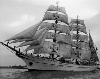 Корабли - Португальский «Sagres», бывший «Albert Leo Schlageter»