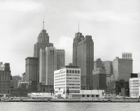 Детроит - Детройт, 1952. Снимок, сделан Shegoi с лодки на реке Детройт