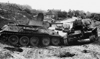 Военная техника - Подбитые советские танки Т-34 и Т-26. Восточный фронт, лето 1941 года