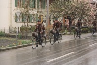 Военная техника - Швейцарские военные велосипедисты.