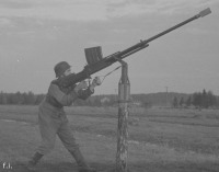 Военная техника - Финское противотанковое ружье приспособленное для зенитной стрельбы.