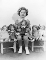 США - Ширли Темпл с куклами.