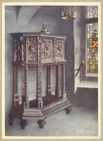 Предметы быта - История мебели. Шкафы, серванты. Франция, 1500-1599