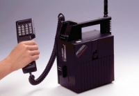 Предметы быта - Мобильный телефон Nokia Mobira Talkman 1984. С большим зарядным аккумулятором.