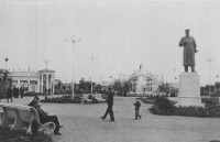 Курск - Памятник Сталину в Курске.
