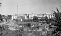Владимир - Вид зданий Совнархоза и 94-го строительного треста на улице Луначарского.