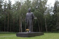 Московская область - Звёздный городок памятник Ю.А. Гагарин