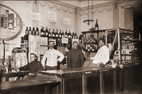 Калининград - Калининград (до 1946 г. Кёнигсберг). Вино сигары.