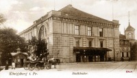 Калининград - Кёнигсбергский городской театр на парадной Площади.