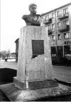 Багратионовск - Памятник Багратиону в процессе реновации
