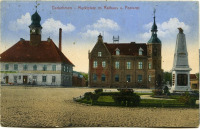 Озерск - Darkehmen. Marktplatz mit Rathaus und Postamt.