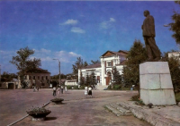 Таруса - Таруса - исторически русский город.  Памятник Ленину. 1985 год.