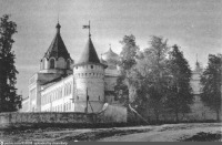 Кострома - Надвратная церковь святых Хрисанфа и Дарии